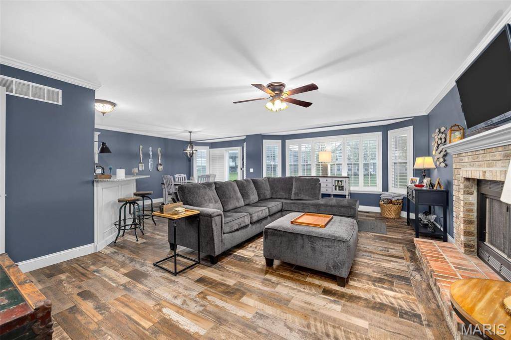 Wentzville, MO 63385,206 Colonial Crossing