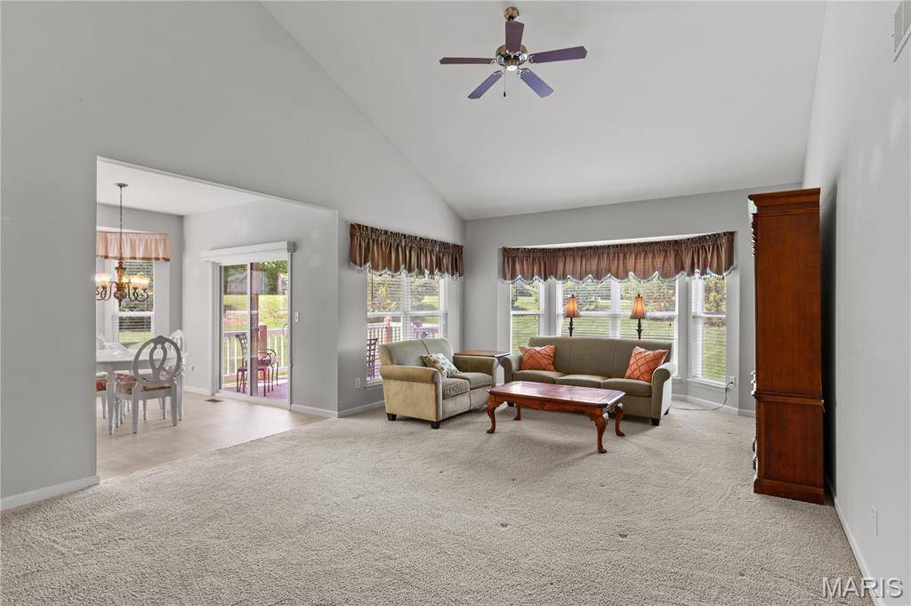 St Charles, MO 63304,1440 Colonial DR