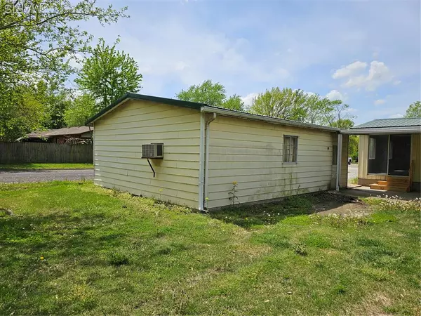 Sparta, IL 62286,700 N James ST