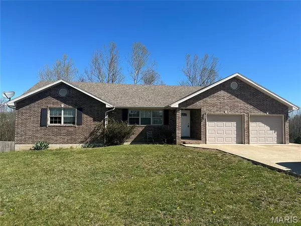 19252 Lambert LN, Waynesville, MO 65583