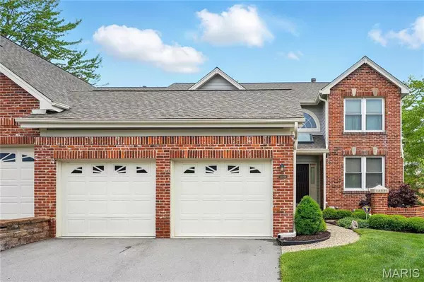 14021 Woods Mill Cove DR, Chesterfield, MO 63017