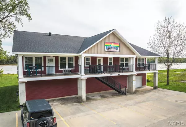 1435 W Main ST, Grafton, IL 62037