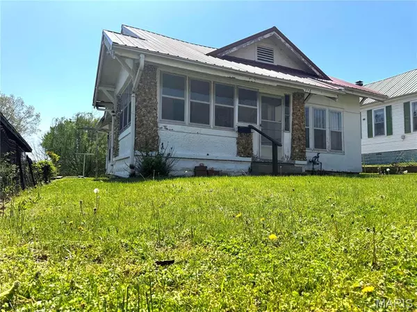 Poplar Bluff, MO 63901,716 Cedar ST