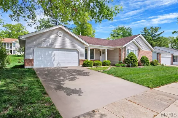 Chesterfield, MO 63017,1950 Schoettler Valley DR