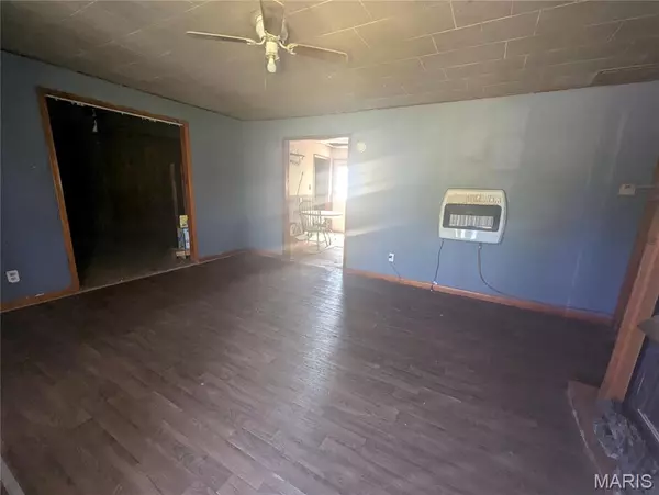 Qulin, MO 63961,3270 Highway N