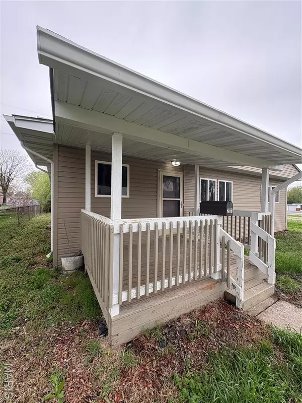 2031 Illinois AVE, Granite City, IL 62040