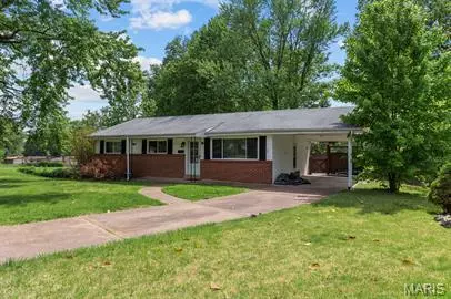 Florissant, MO 63033,1605 Koch DR