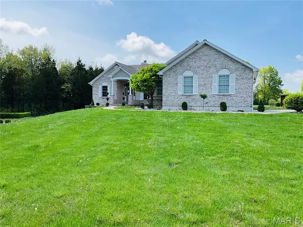 10610 Cedar Grove DR, Foristell, MO 63348