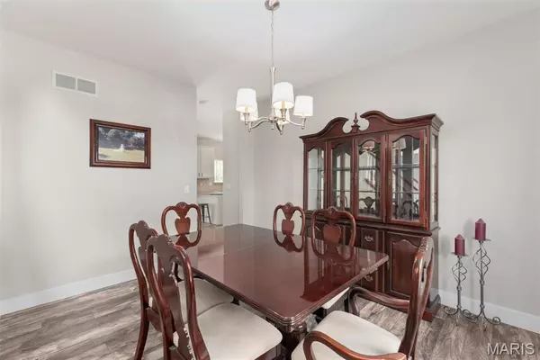 Eureka, MO 63025,158 Hunters Lake CT