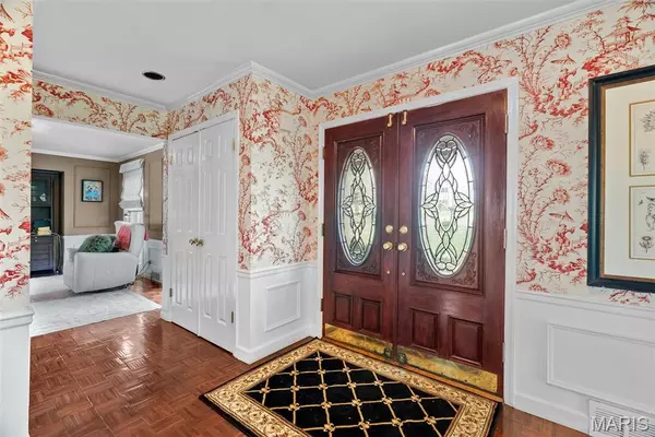 St Louis, MO 63141,19 Sackston Woods LN