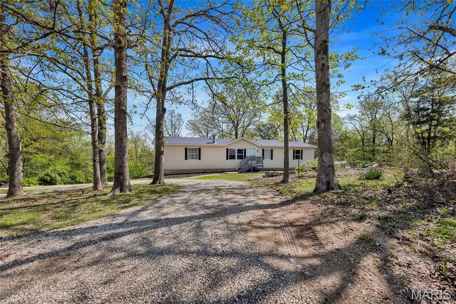 5447 Lisa LN, Catawissa, MO 63015