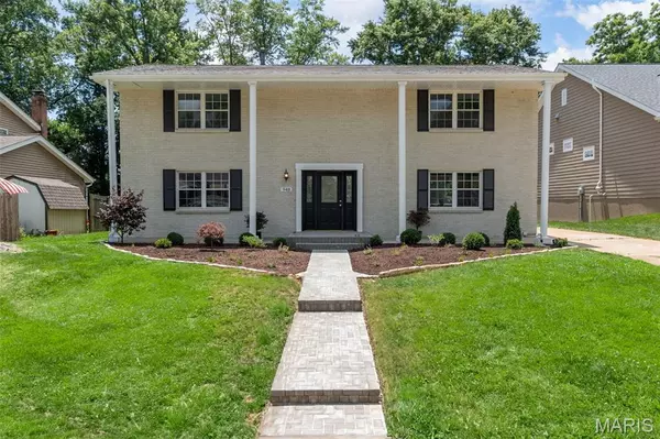 948 Barbara Ann LN, Ellisville, MO 63021