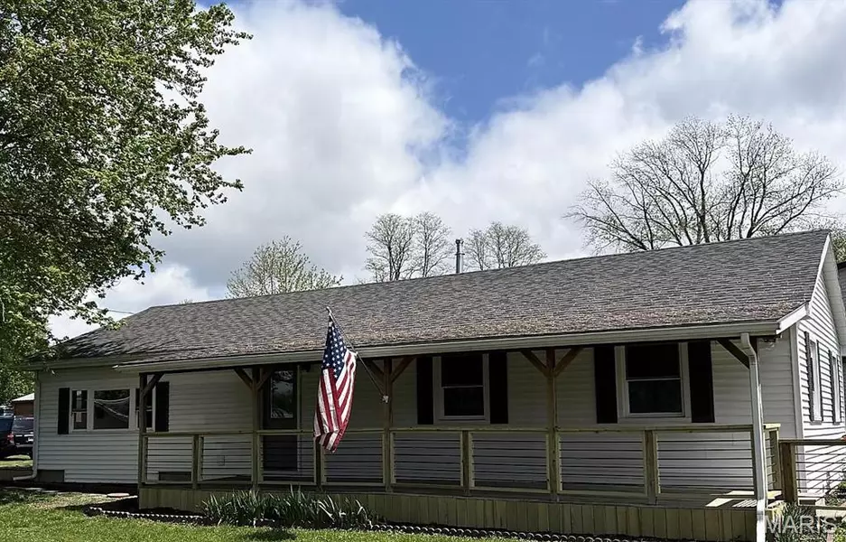 310 N Bond ST, Vandalia, IL 62471