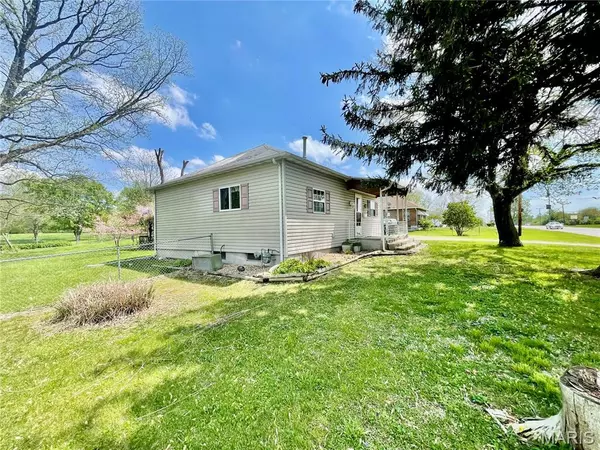 Benld, IL 62009,509 S Hardroad