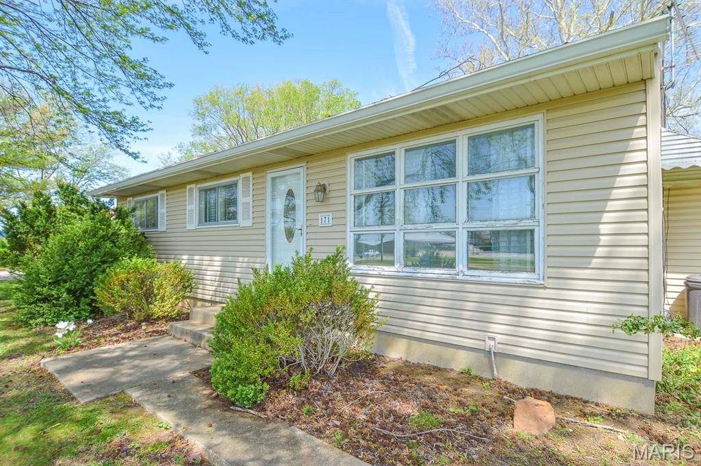 Freeburg, IL 62243,171 Urbanna DR
