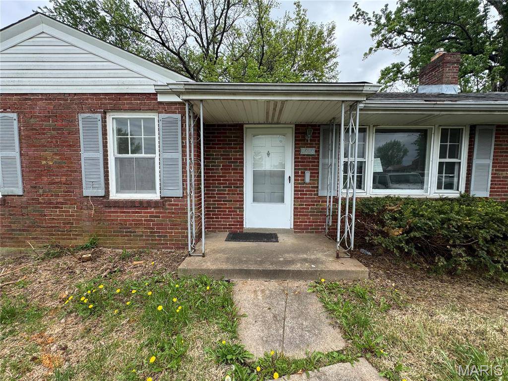 St Louis, MO 63136,9456 Bagley DR