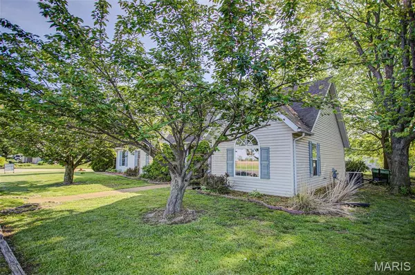 Jerseyville, IL 62052,1301 Beaty Mound RD