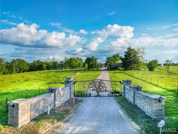 Crocker, MO 65452,17305 Riverside RD