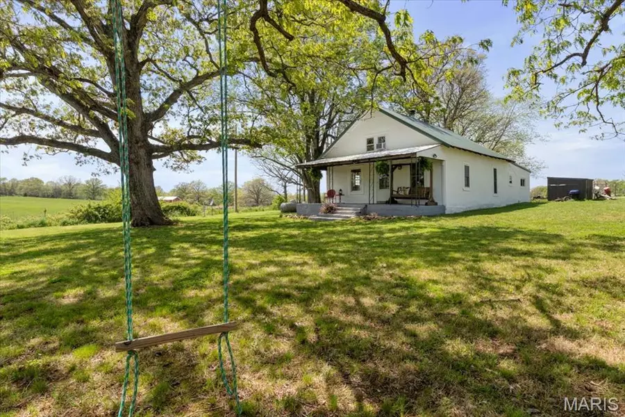 5765 M- N Highway E, Hartville, MO 65667