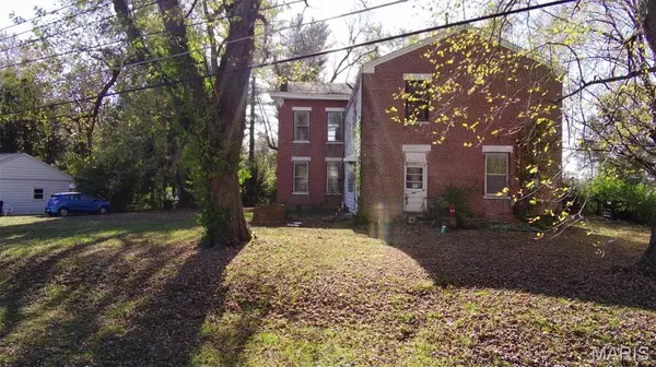 Belleville, IL 62220,1007 Forest AVE