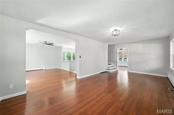 St Louis, MO 63121,3604 Ridgedale AVE