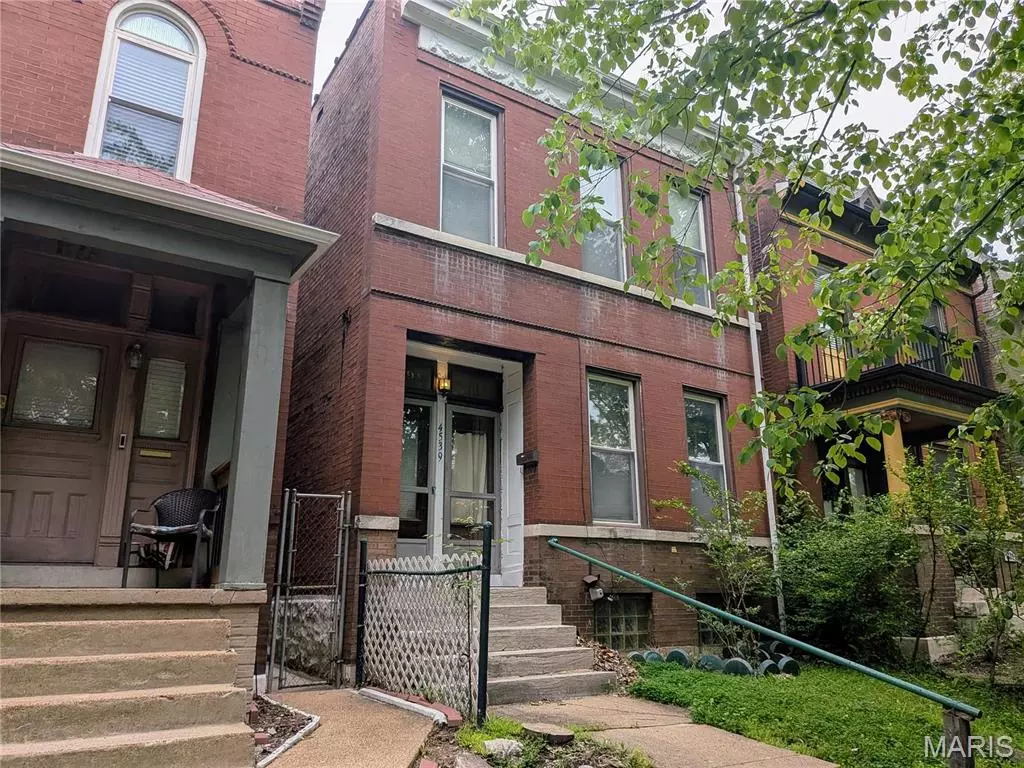 St Louis, MO 63110,4539 Arco AVE