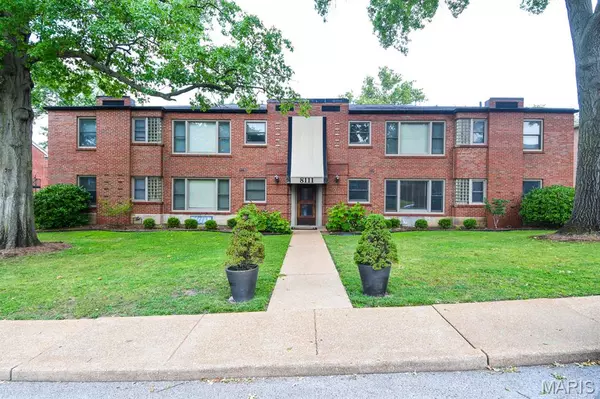 8111 Roxburgh DR #1SE, St Louis, MO 63105