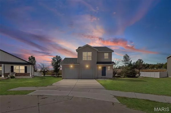 1404 Orchard Lakes CIR, Belleville, IL 62220