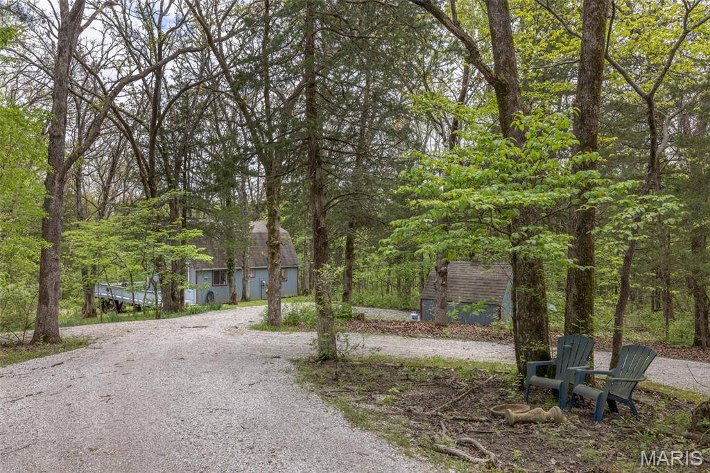 87 E Altdorf DR, Innsbrook, MO 63390