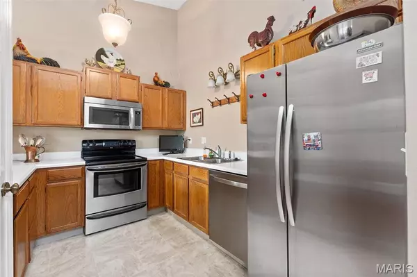 Ballwin, MO 63021,757 Windy Ridge DR #B