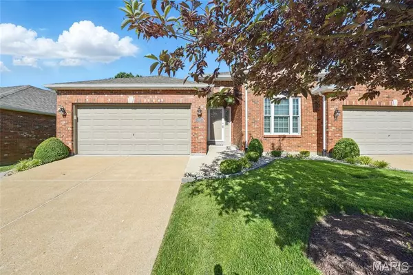 127 Tori Pines DR, St Louis, MO 63129