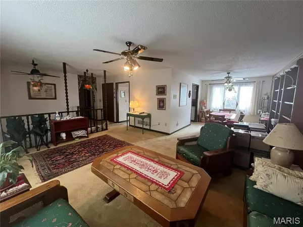 St James, MO 65559,152 Burchwood DR