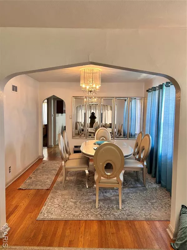 St Louis, MO 63147,1225 Orchid AVE