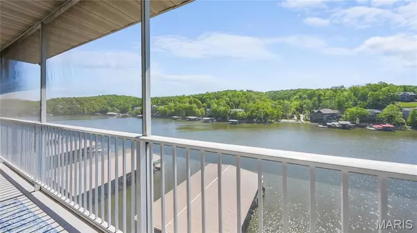 Camdenton, MO 65020,138 Oak Harbor DR #6D