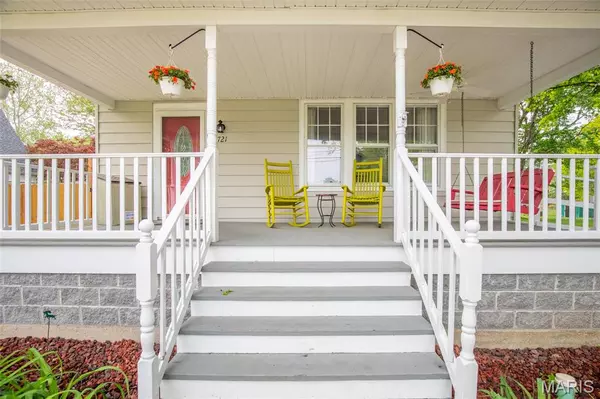 Godfrey, IL 62035,721 Taylor AVE