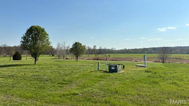8 Riverside PL, Troy, MO 63379