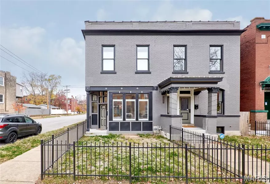 3461 Utah ST, St Louis, MO 63118