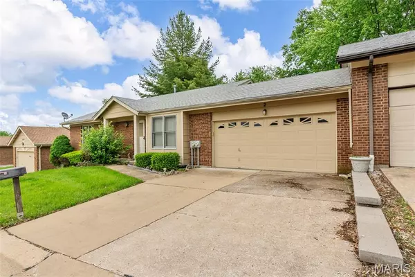 Florissant, MO 63033,2 Tarpon CT