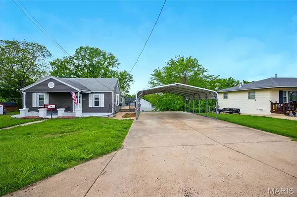 De Soto, MO 63020,402 N 11th ST