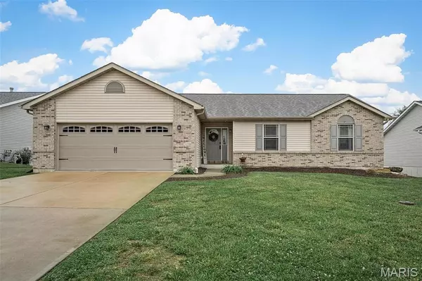 72 Cuivre River DR, Troy, MO 63379