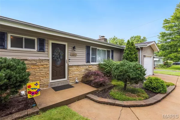 Arnold, MO 63010,1261 Whispering Winds DR