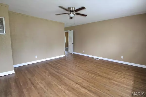 Cahokia, IL 62206,31 Saint Columba DR