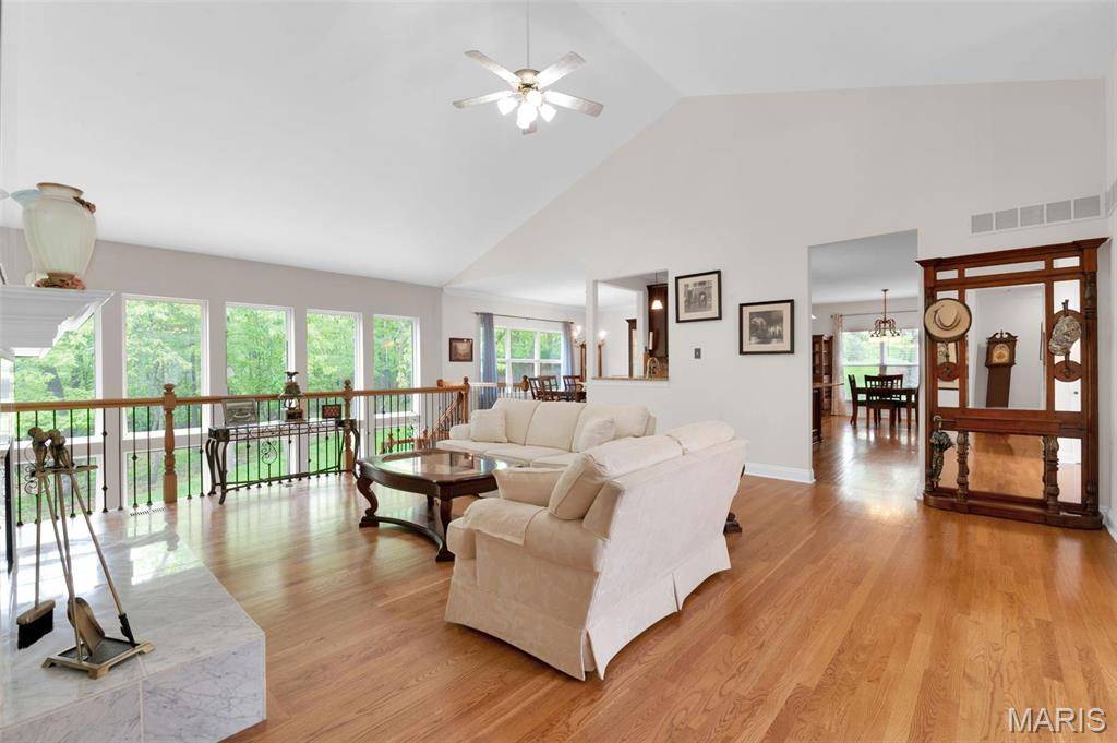 Wildwood, MO 63011,211 Cobblefield CT
