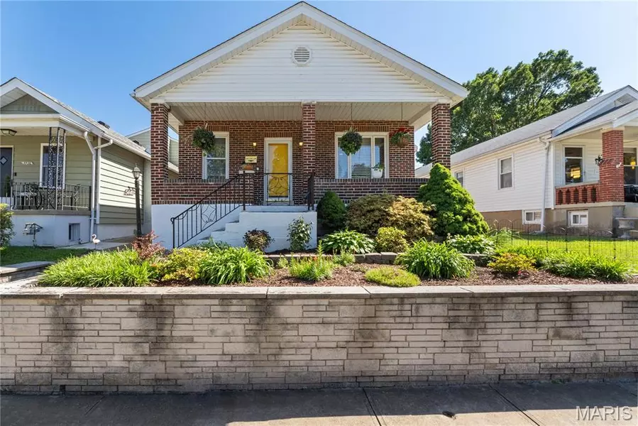 5440 Bischoff AVE, St Louis, MO 63110