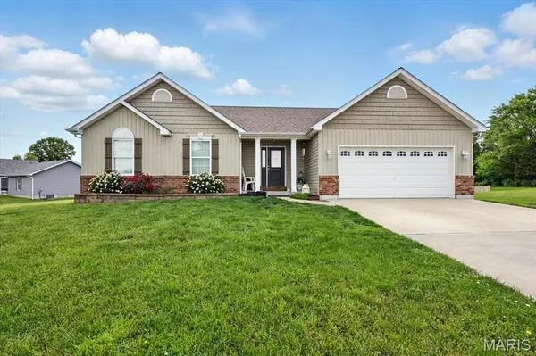 5 Overlook PL, Winfield, MO 63389