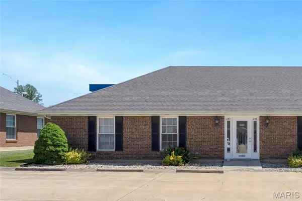 282 Southwoods DR, Columbia, IL 62236