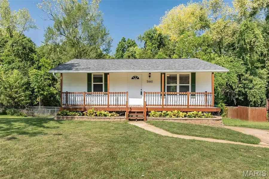 2441 Cambridge RD, High Ridge, MO 63049