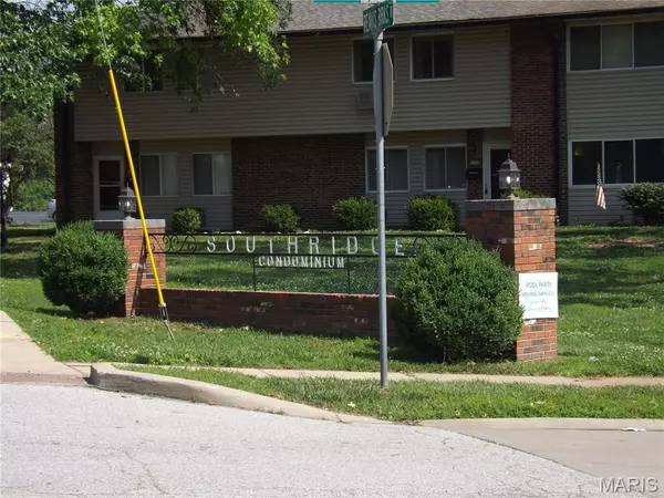 St Louis, MO 63123,9117 Villaridge CT #E