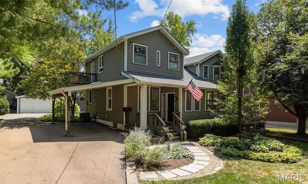 438 Miriam AVE, St Louis, MO 63122