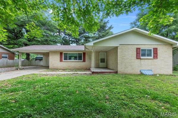 804 Harvard ST, Sikeston, MO 63801